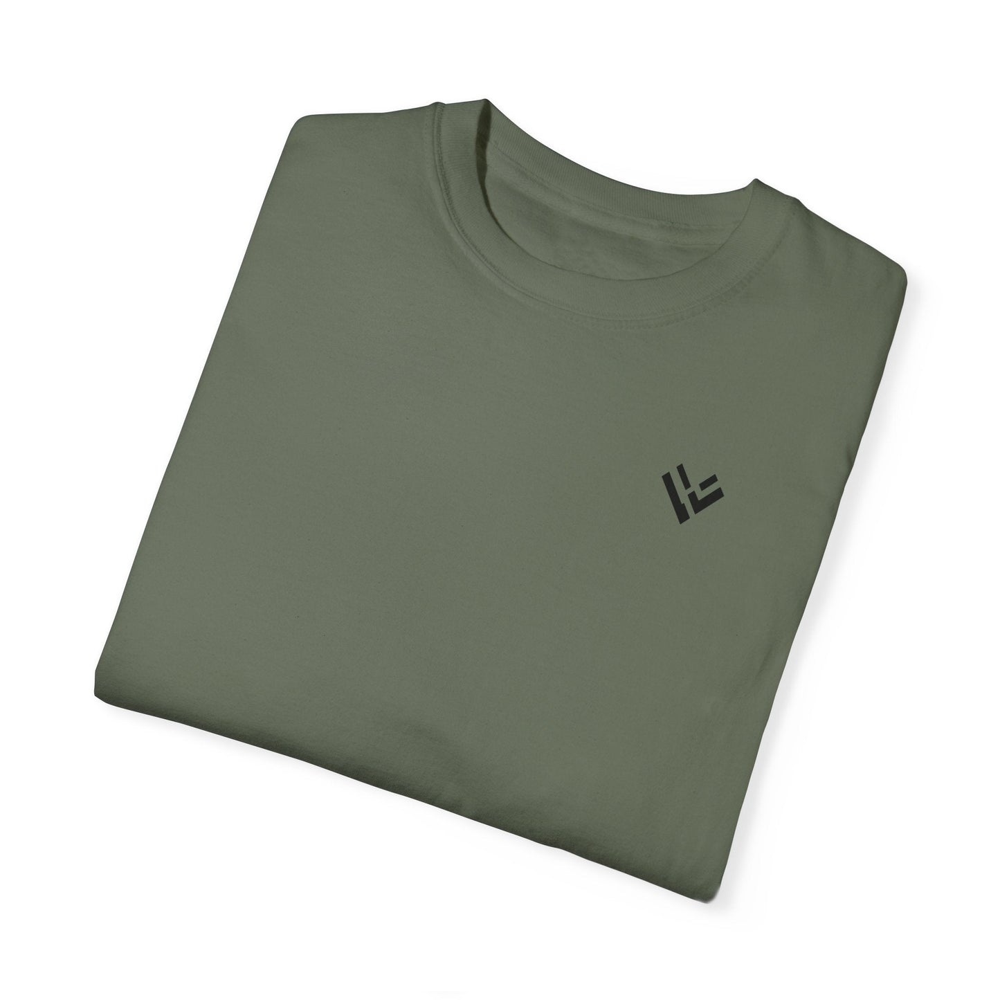 Folded view of the military green Masculine Art cotton t-shirt, highlighting the fabric texture and the small black Vytal Motion (VM) logo on the left chest